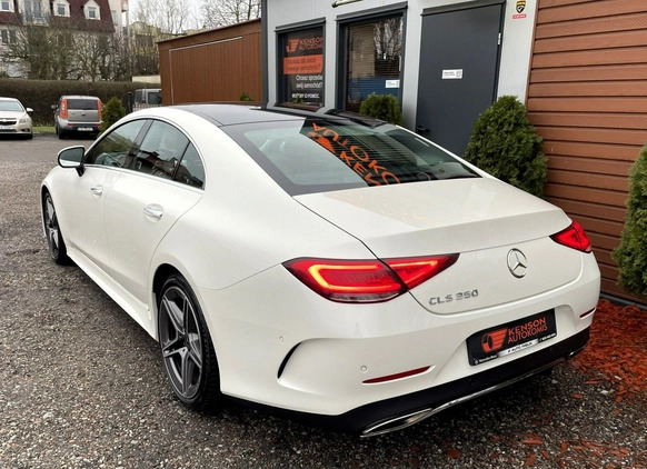 Mercedes-Benz CLS cena 199900 przebieg: 140408, rok produkcji 2018 z Debrzno małe 704